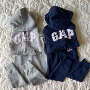 Girls 3T Used sweatsuit 2 2pc bundle